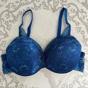 Fredrick’s Of Hollywood Bombshell Bra